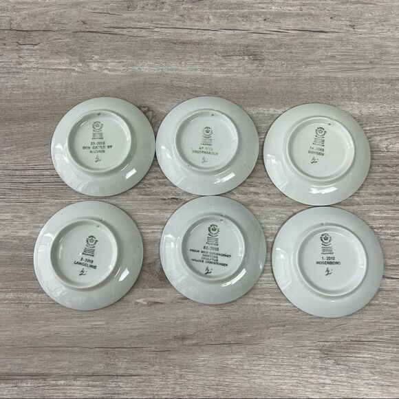Royal Copenhagen 2010 France Mini Decorative Blue & White Plates Set of 6 - Picture 6 of 9